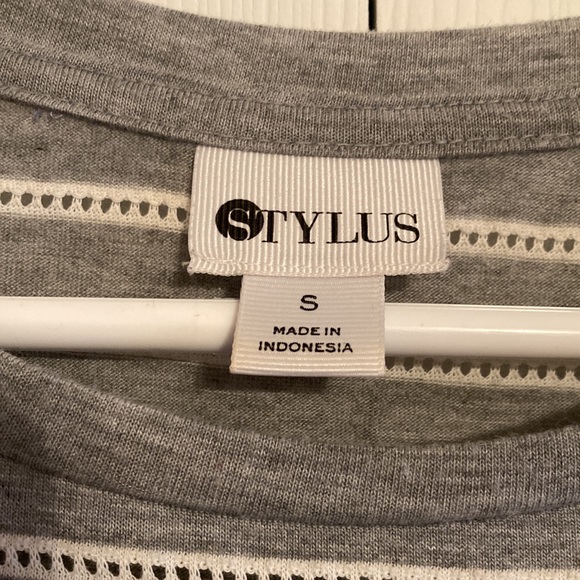 Stylus Striped Gray T-Shirt - Picture 4 of 4